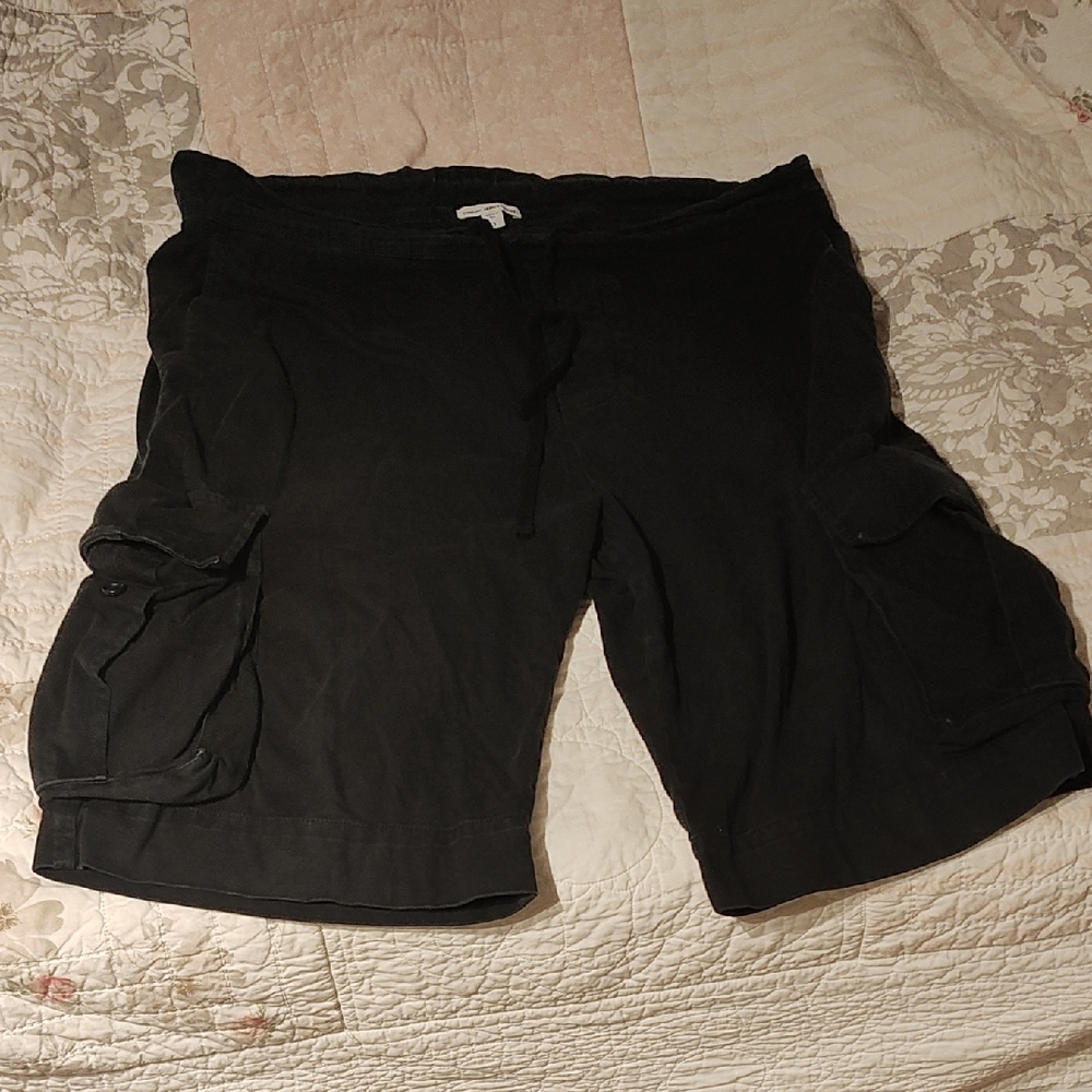 James Perse Men's Black Cargo Shorts
